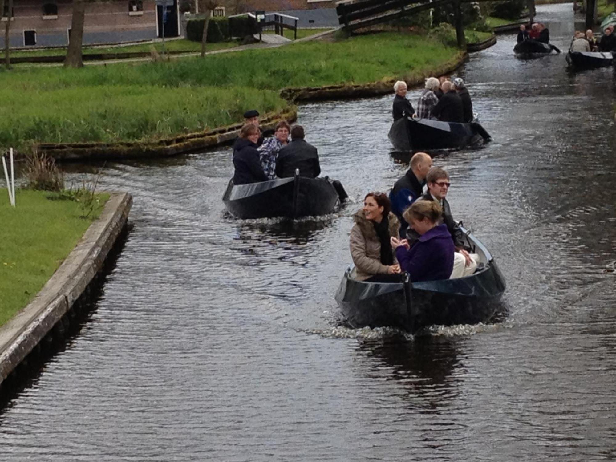 De Dames Van De Jonge Hotel Restaurant Giethoorn Kültér fotó