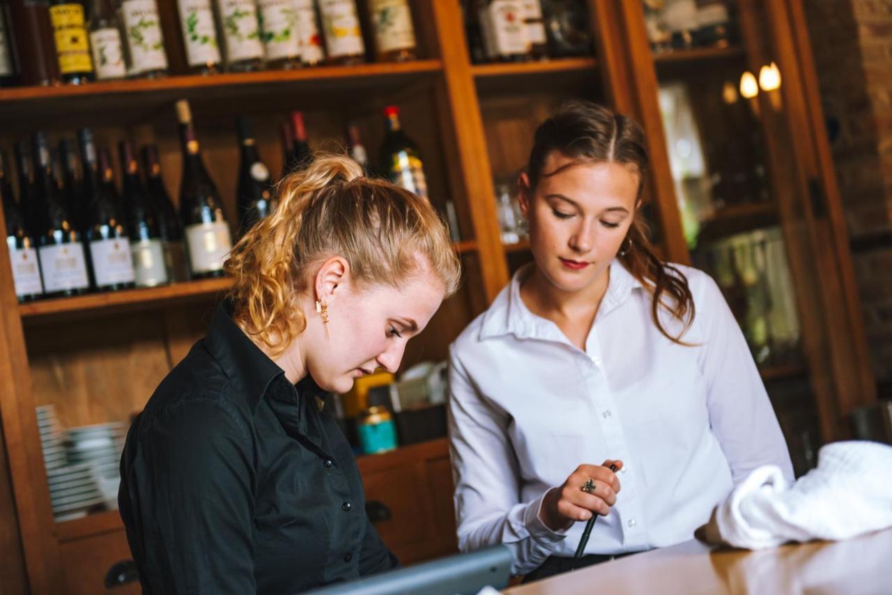 De Dames Van De Jonge Hotel Restaurant Giethoorn Kültér fotó