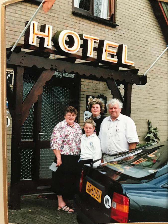 De Dames Van De Jonge Hotel Restaurant Giethoorn Kültér fotó